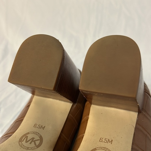 Michael Kors Stacked Heel Penny Loafers Women's 6.5 - Picture 6 of 9